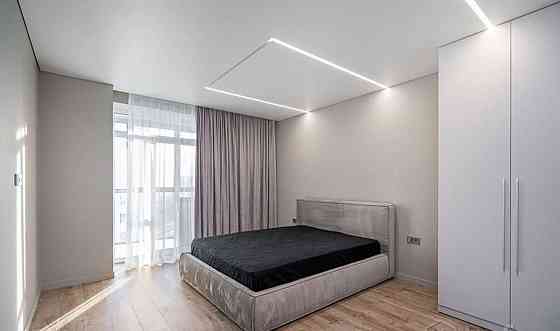 Оренда 2 кімнати квартири, ЖК Семицвіт, ближній центр, перша здача Львов