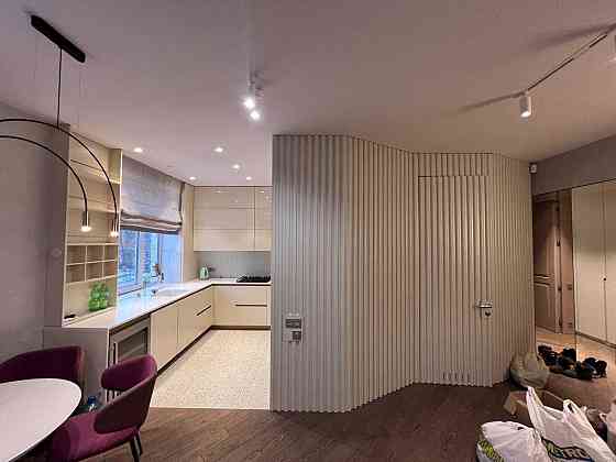 Аренда 3к квартира Джона Маккейна метро Печерская Зверинецкая Київ