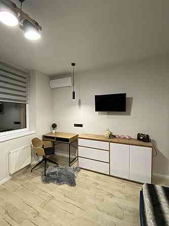 Однокімнатна студія. ГЕНЕРАТОР. Метро 900м Київ