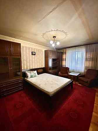 Продається 2 комнт квартира р-н ЖД Вокзалу Чернівці