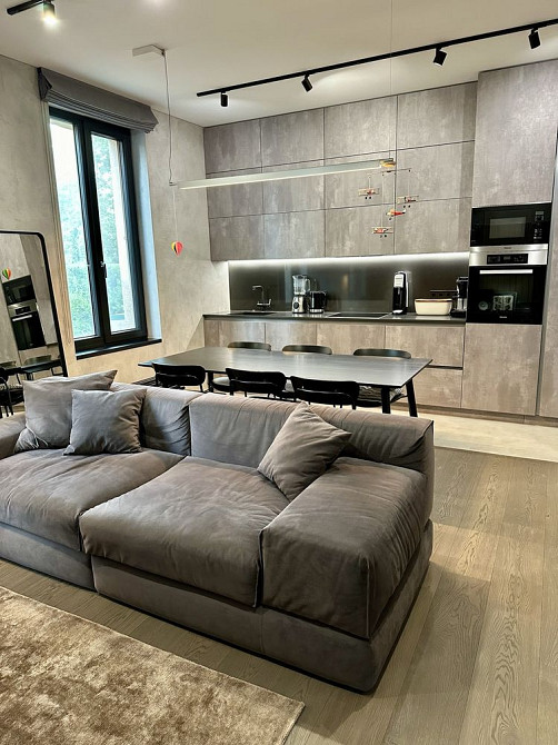 Продається прекрасна 3-к. квартира, 77 кв.м, по вул. Щекавицька Київ - зображення 1