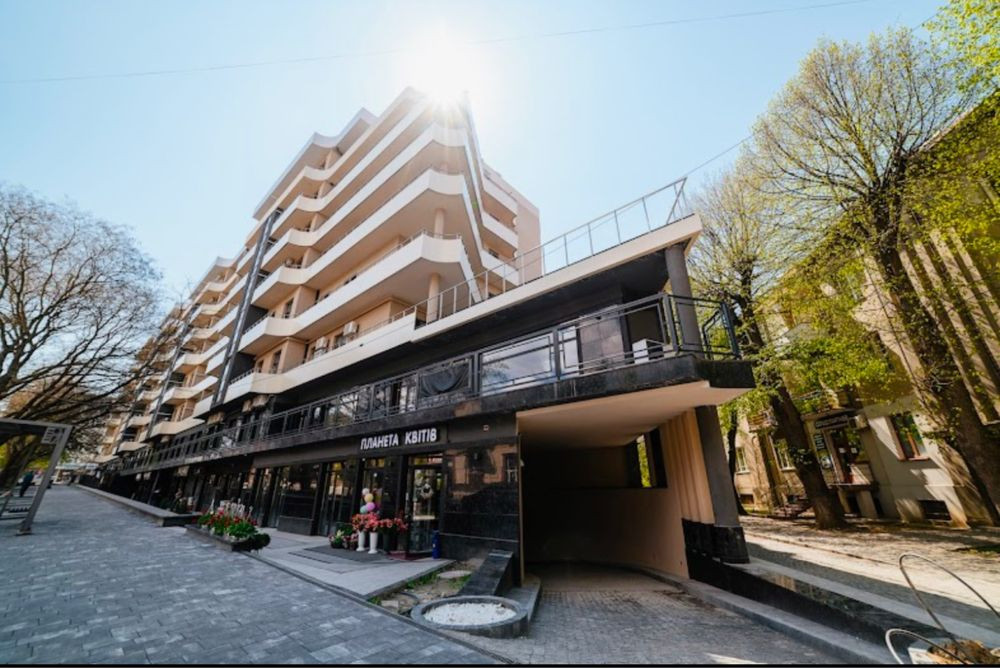 Оренда світлої 1к квартири в центрі Ужгорода в елітному ЖК Ужгород - зображення 1