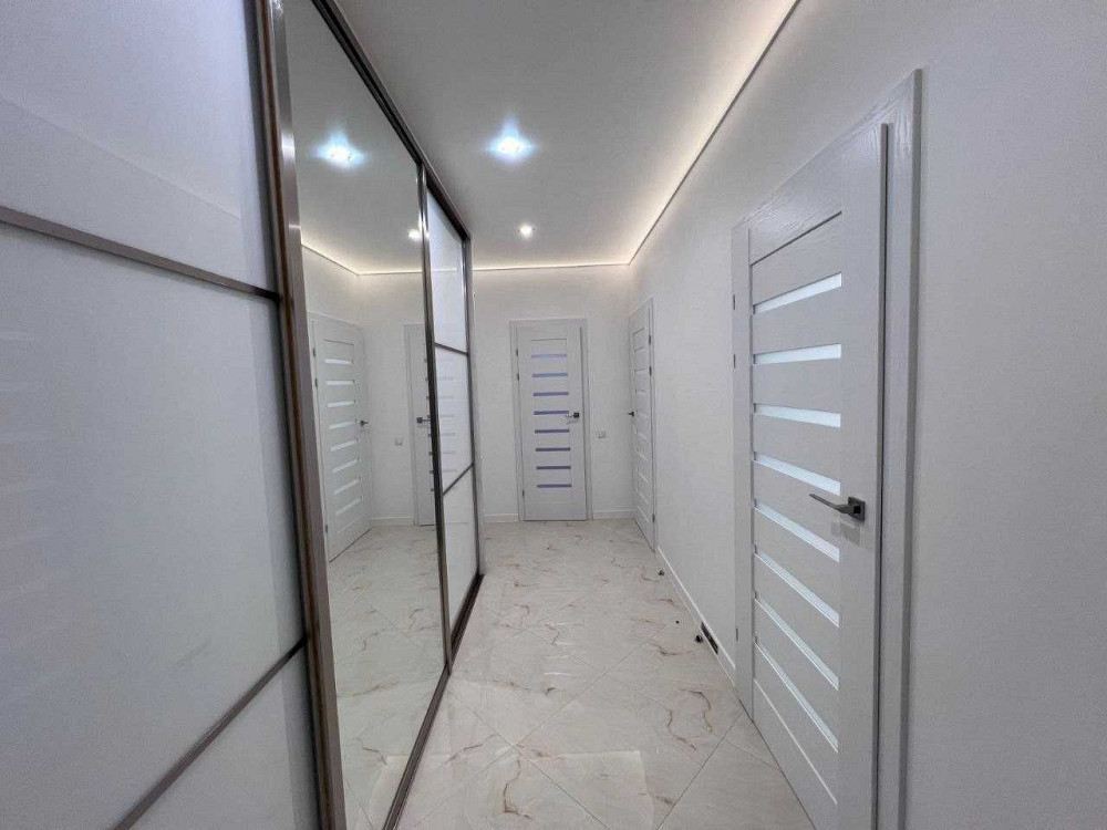 ЖК Липки 2 кімнатна квартира біля Озера та Парку Ивано-Франковск - изображение 4