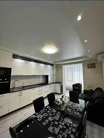 От месяца и дольше. 1 к кв. Левый берег Днепра. Риелторы не звоните. Дніпро