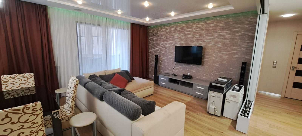 3к квартира 70кв.м. с ремонтом метро Научная ул. Коломенская 25 Харьков - изображение 1