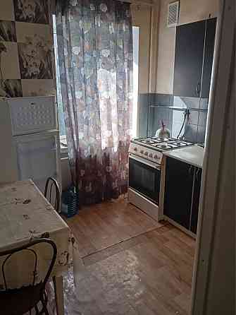 Продам 2 кімнатну квартиру вул. Макіівська Київ