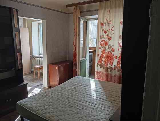 Продам 2 кімнатну квартиру вул. Макіівська Київ