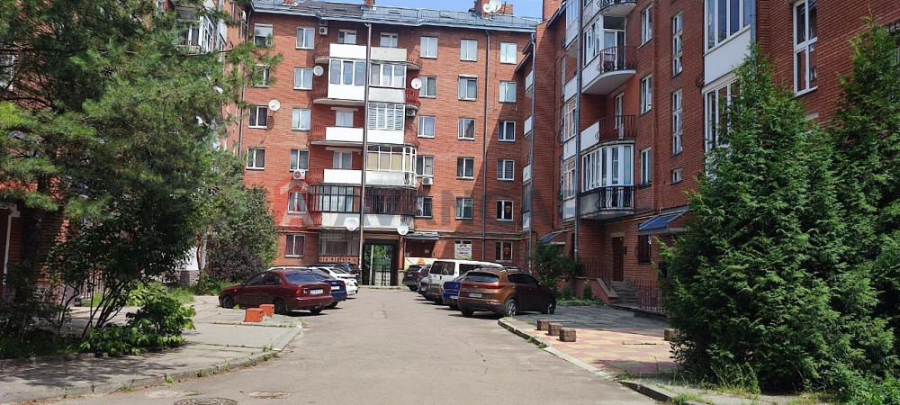 Продаж 4 кімнатної квартири на вулиці Куликівська 18а Львів - зображення 8