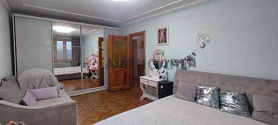 Продаж 1 кімнатної квартири на вул.Роксоляни 43 Львов