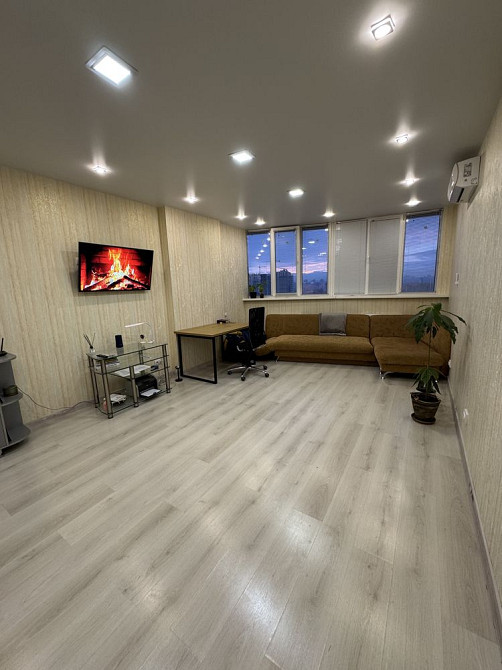 Оренда квартири Харківське шоссе, Дарницька пл. Мега Сіті. Перша здача Київ - зображення 1