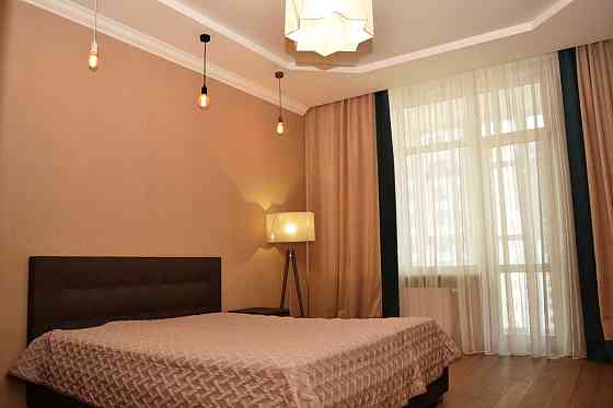 Новопечерські Ліпки. Васник. Київ