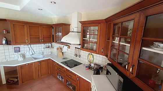 Здається 3 кімнатна квартира. Амосова, 4. Київ