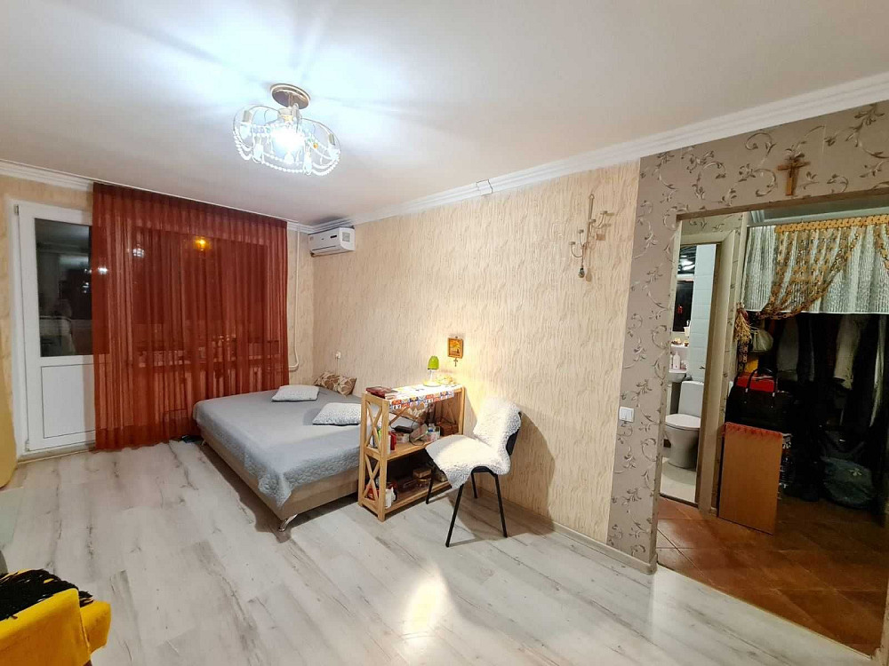 1 квартира с ремонтом  мебелью и техникой М Жукова /Королев/ Левитана Одесса - изображение 3