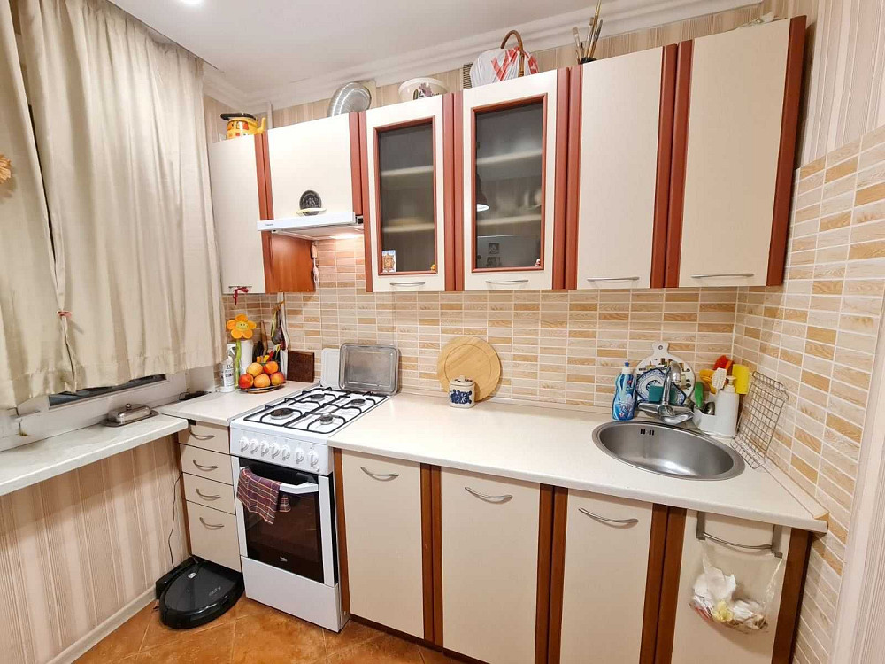 1 квартира с ремонтом  мебелью и техникой М Жукова /Королев/ Левитана Одесса - изображение 5