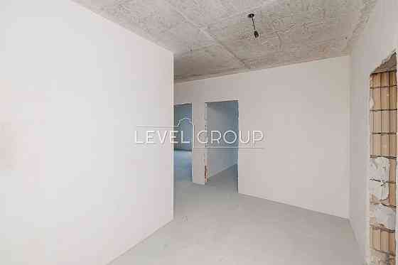 Продаж 2-х кімнатної квартири в ЖК Сирецькі Сади Київ