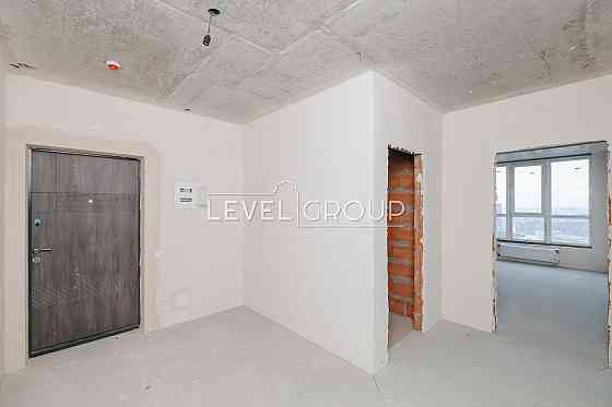 Продаж 2-х кімнатної квартири в ЖК Сирецькі Сади Київ