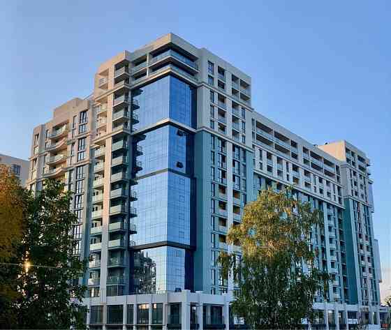 Продаж 2кім кв.88м,кухня-студія,склофад,ЖК Національний,вид на озеро Львов