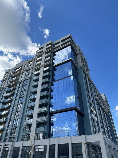 Продаж 2кім кв.88м,кухня-студія,склофад,ЖК Національний,вид на озеро Львов - изображение 6