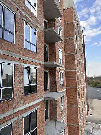 Гарні апартаменти 43м2,Трускавецька 48,л-ція Пулюя-Наукова,етап фасаду Львов