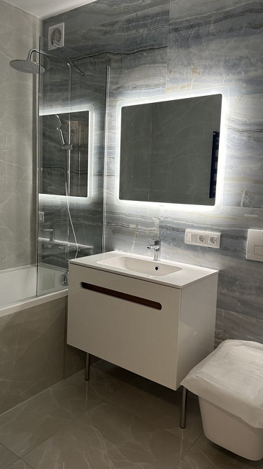 Продаж квартири ЖК Лазурний з коміркою Харьков - изображение 1