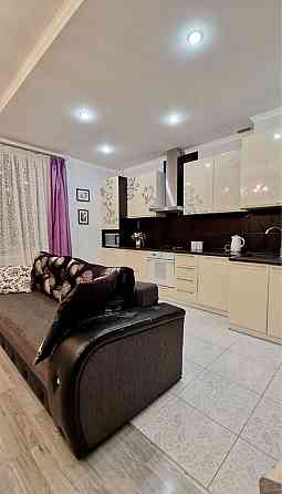 Продаж гарної 3 к.к. в новому домі за ТРЦ Магелан, Соляні Миколаїв