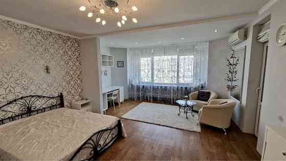 Продаж гарної 3 к.к. в новому домі за ТРЦ Магелан, Соляні Миколаїв