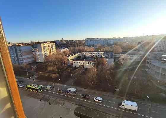 Двокімнатна квартира в центрі міста поруч з парком Хмельницький