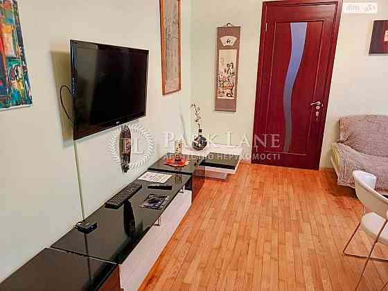 Центр! Палац Україна! Продаж 3-кім кв. вул. Антоновича 140. 73м2 Київ