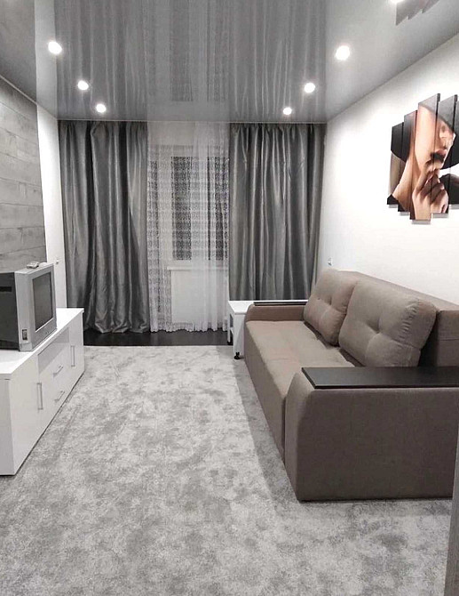 Сдаю квартиру  Мануиловский, возле Макдональдса- 2 ком. Дніпро - зображення 1