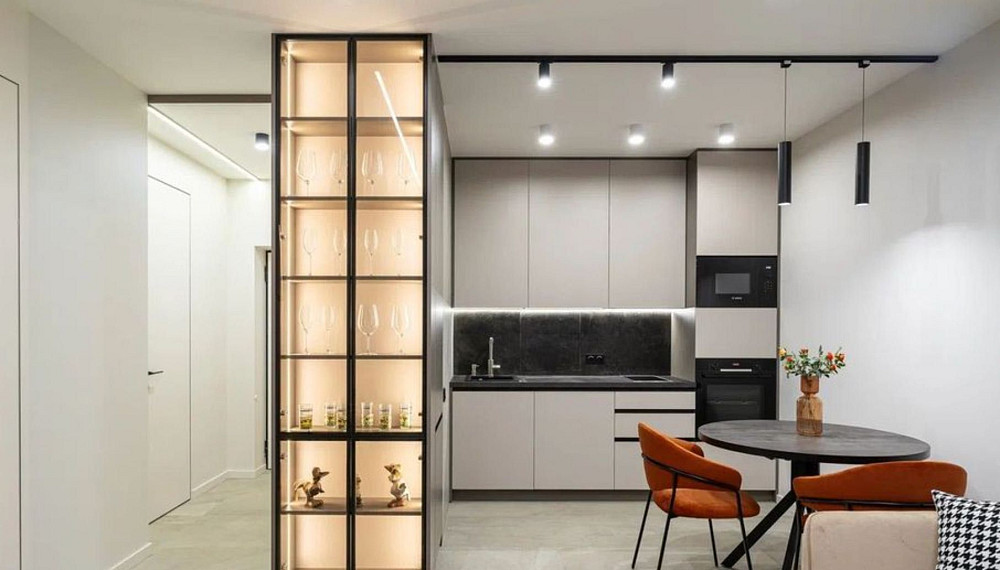 Оренда 2 кімнатної квартири + підвал, ЖК Семицвіт, ближній центр Львів - зображення 1