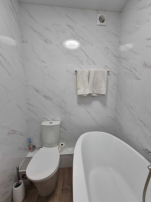 Евро трьох кімнат квартира в центрі міста! Ирпень - изображение 6