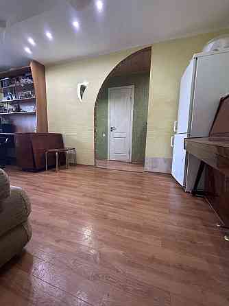 АРТЕМ ул. Тесленка 3 ком квартира, с ремонтом и мебелью. Кривой Рог