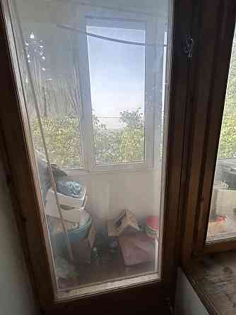 АРТЕМ ул. Тесленка 3 ком квартира, с ремонтом и мебелью. Кривой Рог