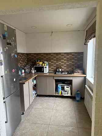 УЛ. ТЕСЛЕНКА 3 ком квартира, дом 18. Кривой Рог