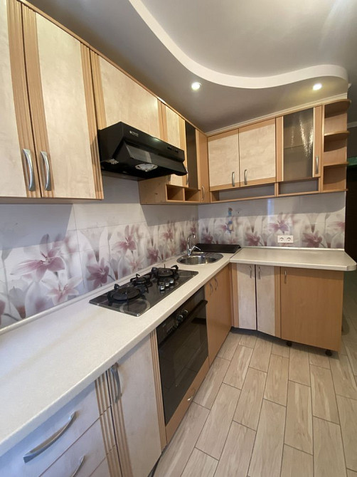 Продам 2 кімн.квартиру, вул. Шота Руставелі Луцк - изображение 1