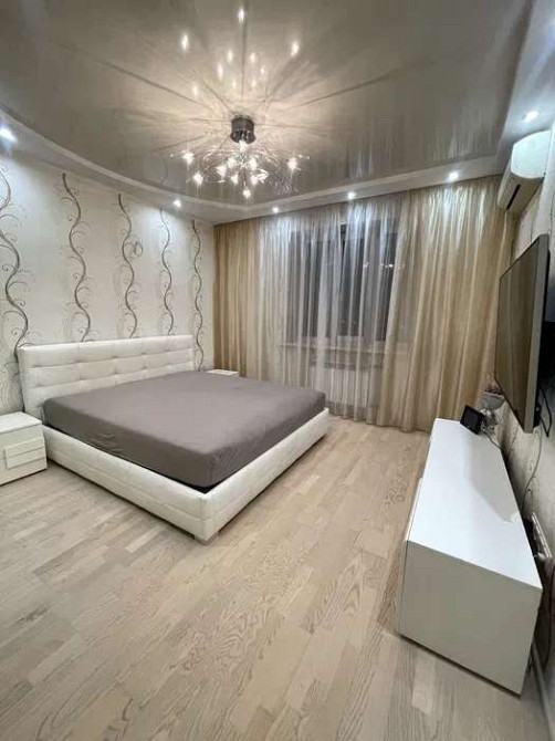 Сдам Просторную 3-х комн.кв. м.Малышева, Пр.Героев Харькова VV Харьков - изображение 1