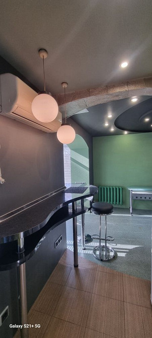 Сучасна однокімнатна квартира . Проспект Незалежності . Херсон - изображение 2