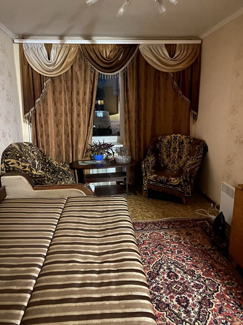 Здам 2к квартиру на Зарічанській Шаровечка - зображення 1