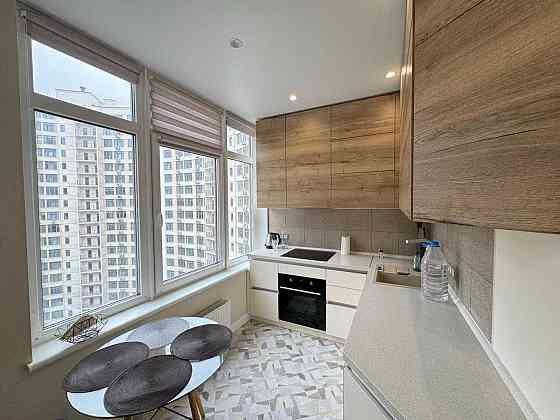 Сдам 2 комнатную квартиру в ЖК 32 Жемчужина на Каманина! Одесса