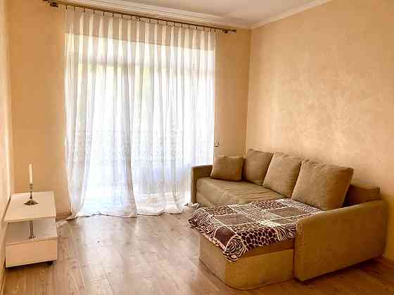 Продаж 2 кімнатної квартири з ремонтом біля Центрального парку Ірпінь