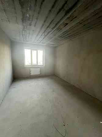 Продам трёхкомнатную квартиру р-н Голливуд Чернігів