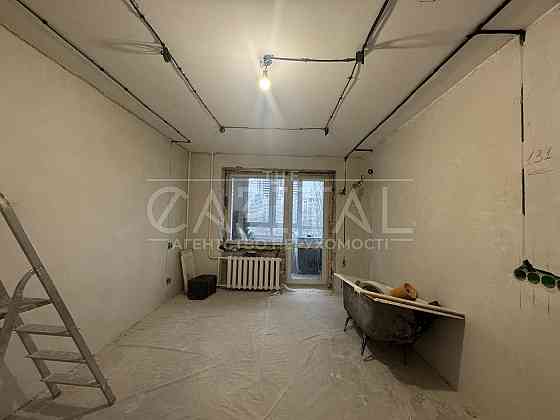 ПРОДАЖ! 3к_71м2, вул. Донецька, 8А, Солом'янський, ПІД РЕМОНТ! Київ