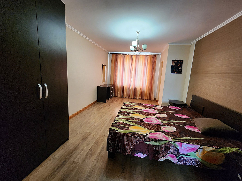 Здам в центрі велику 2 км і кухня-студія Івано-Франківськ - зображення 4