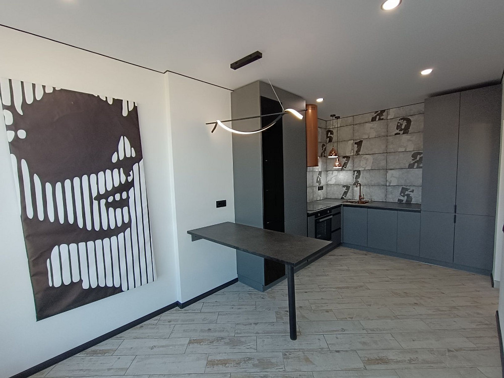 Стильна 1но кімнатна в самому центрі міста Івано-Франківськ - зображення 3