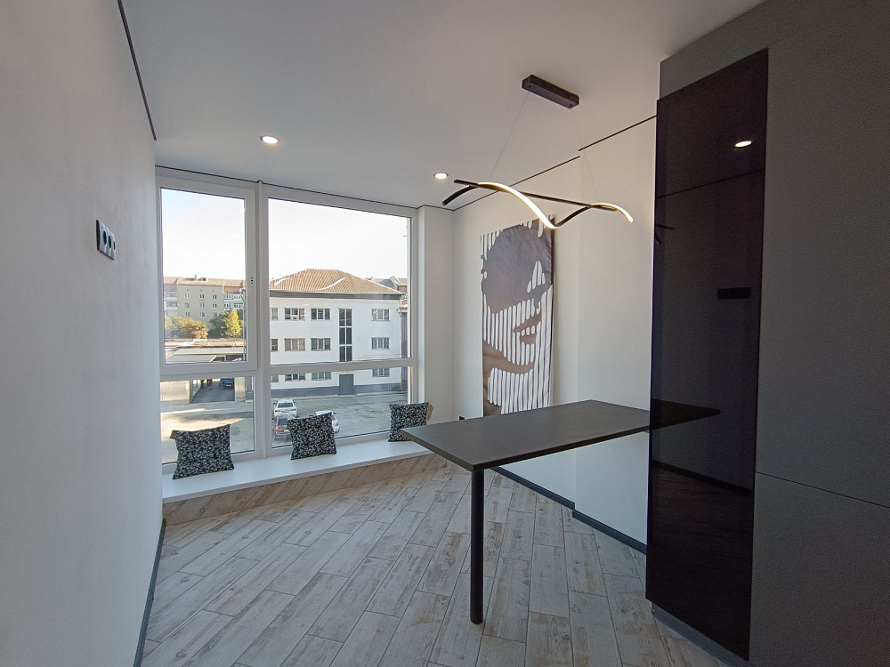 Стильна 1но кімнатна в самому центрі міста Івано-Франківськ - зображення 5