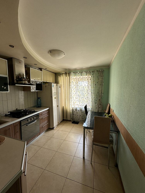 2к на Виставці, зупинка Елекроніки! Цегла! Хмельницький - зображення 1