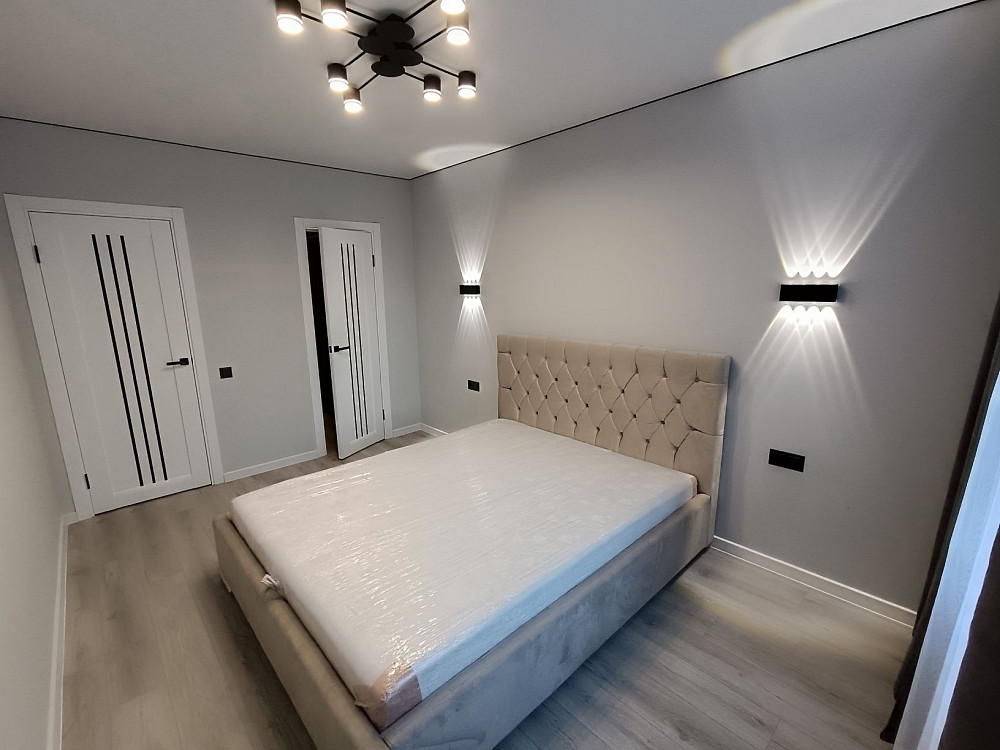 Центр 2х кімнатна квартира з якісним ремонтом,меблями та технікою Івано-Франківськ - зображення 7