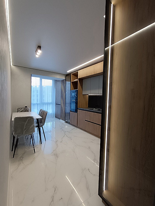 Центр 2х кімнатна квартира з якісним ремонтом,меблями та технікою Івано-Франківськ - зображення 3