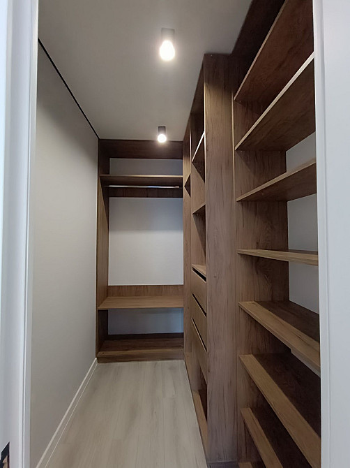 Центр 2х кімнатна квартира з якісним ремонтом,меблями та технікою Івано-Франківськ - зображення 8