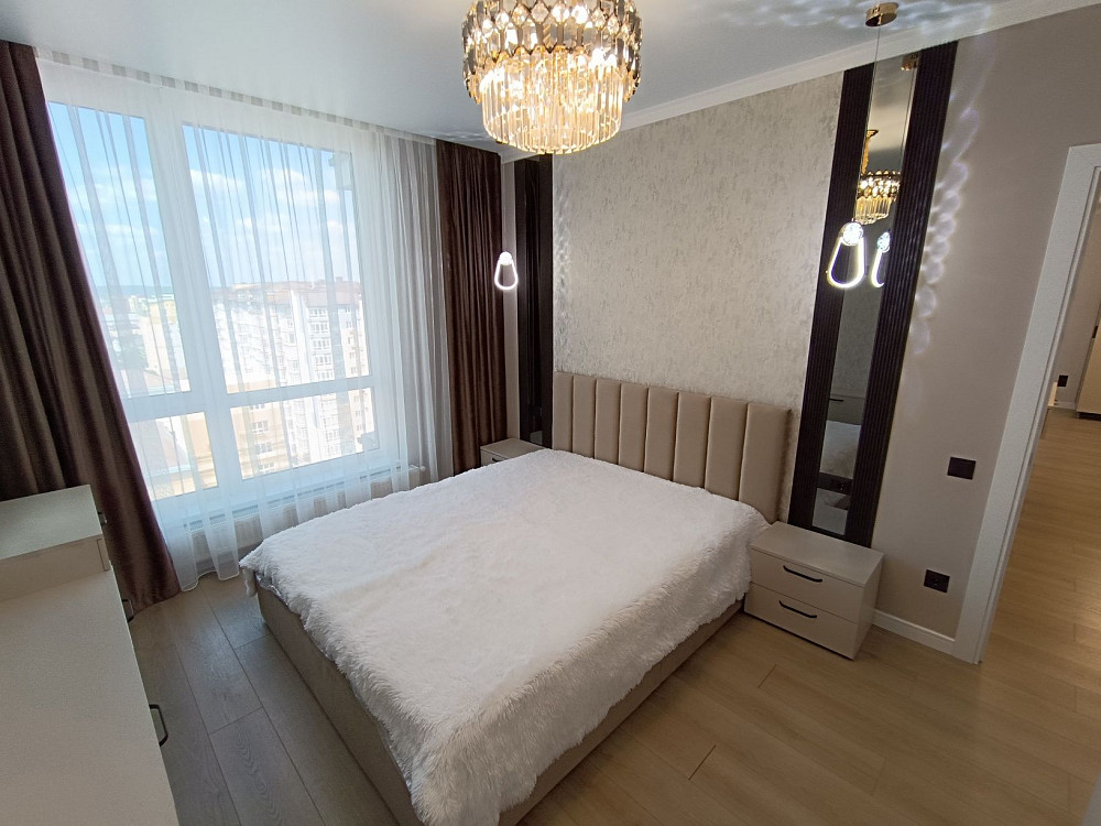 Вишукана простора квартира в самому центрі міста Івано-Франківськ - зображення 8